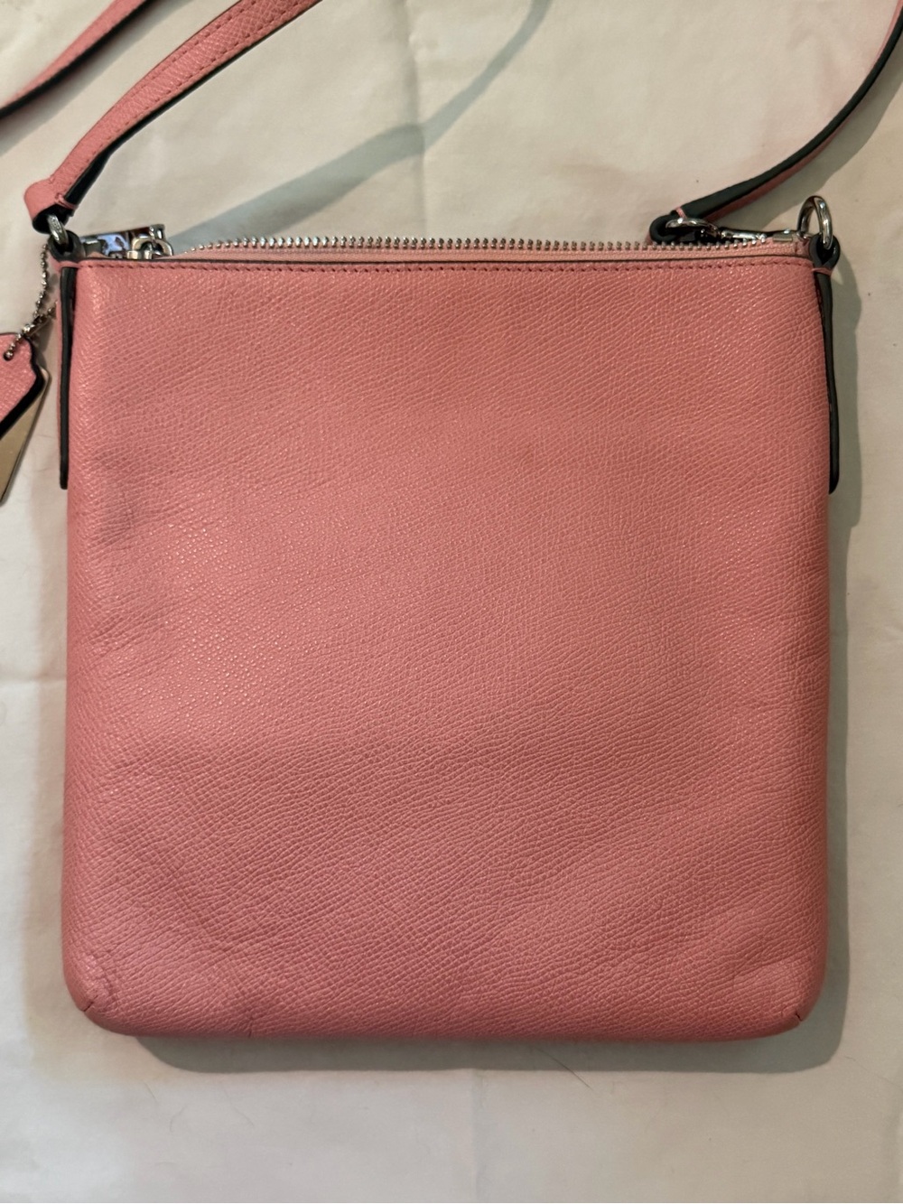 Coach NWOT pink crossbody - Picture 4 of 9